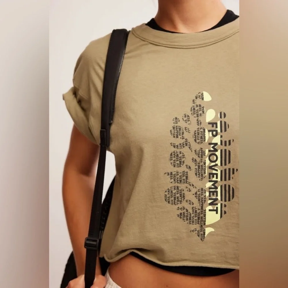 FP MOVEMENT Inspire Buti Logo Tee Sage NWT - Picture 6 of 13